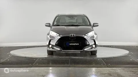 Car image 3