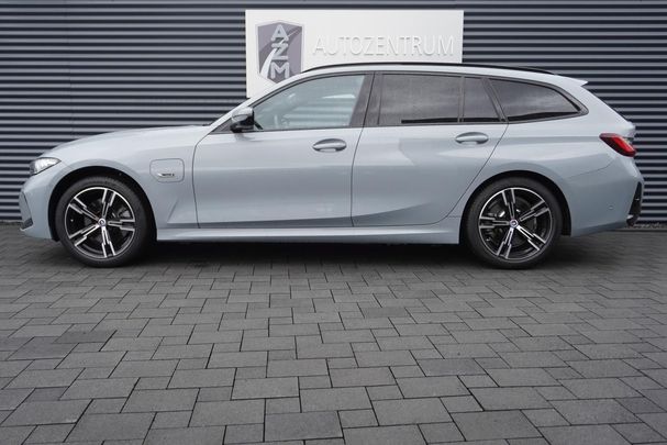 BMW 330 Touring e M Sportpaket xDrive 215 kW image number 5