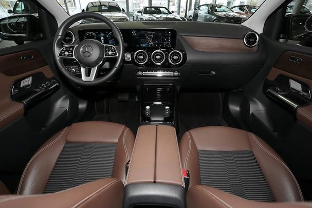 Mercedes-Benz B 250 165 kW image number 3