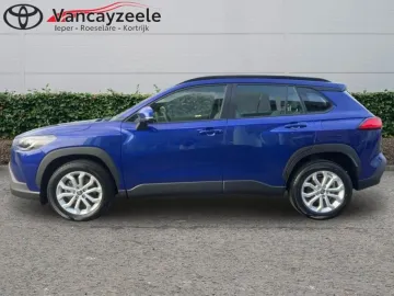 Car image 2