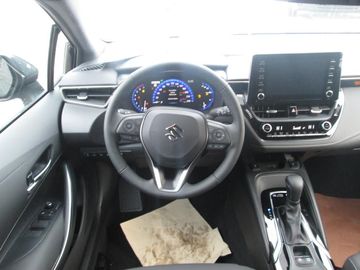 Car image 14