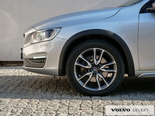 Volvo S60 AWD 184 kW image number 13