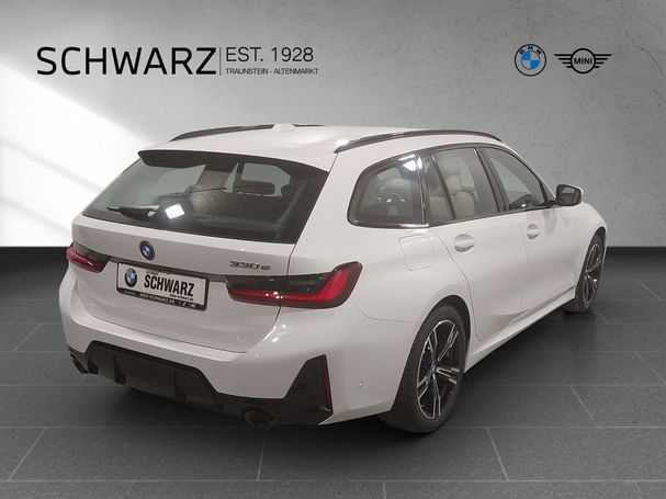 BMW 330e Touring 215 kW image number 3