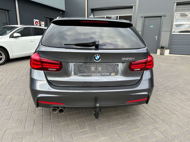 BMW 320i Touring 135 kW image number 6