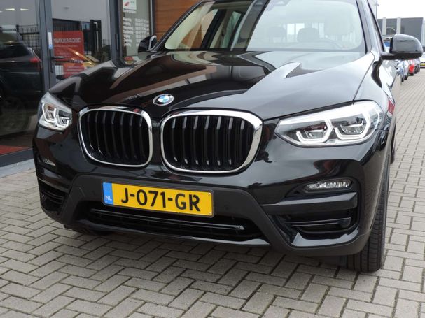 BMW X3 xDrive30e M 215 kW image number 6