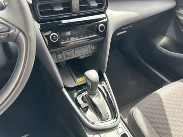 Car image 14