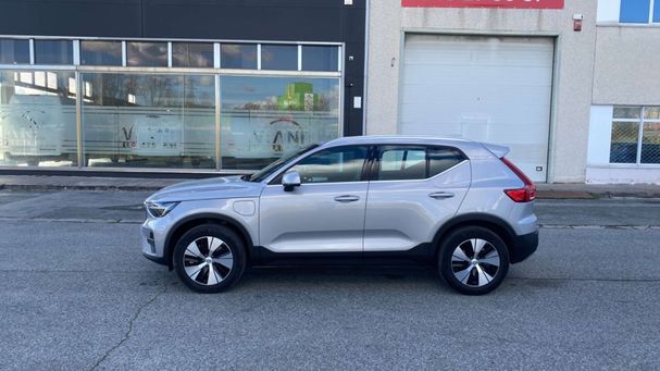 Volvo XC40 Recharge T4 155 kW image number 18