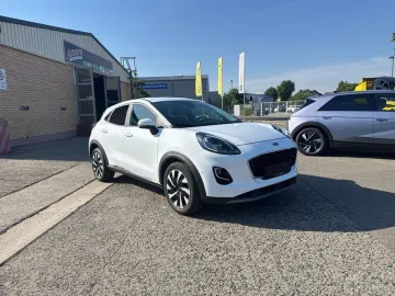 Car image 25