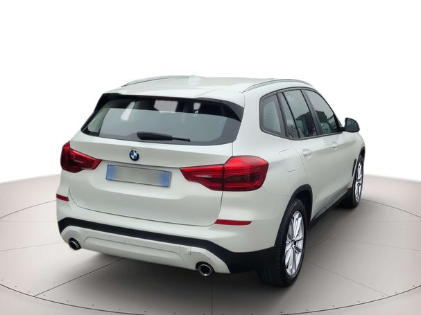 BMW X3 xDrive20d Advantage 140 kW image number 3