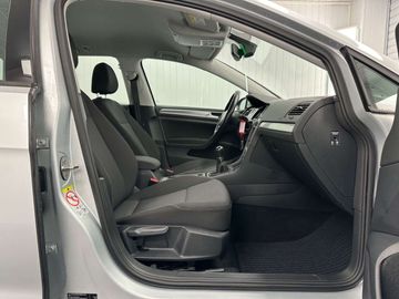 Car image 41