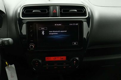 Car image 35