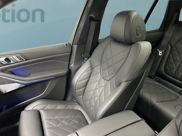 Car image 46