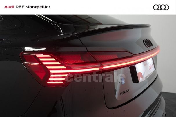 Audi e-tron 55 quattro S-line Sportback 300 kW image number 14