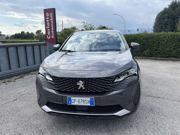 Peugeot 3008 BlueHDi Active 96 kW image number 2