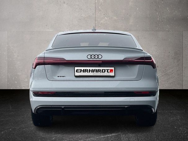 Audi e-tron quattro S-line Sportback 300 kW image number 4