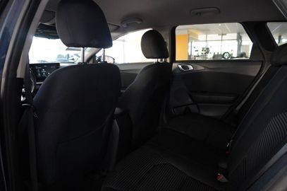 Car image 24