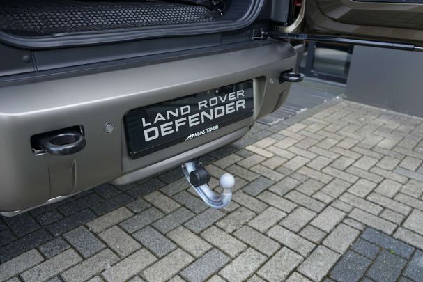 Land Rover Defender 110 P300e X-Dynamic SE 221 kW image number 35