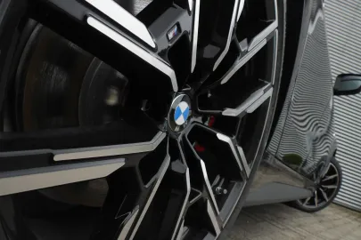 Car image 41