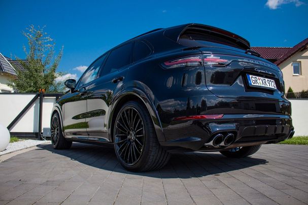 Porsche Cayenne Turbo 404 kW image number 13