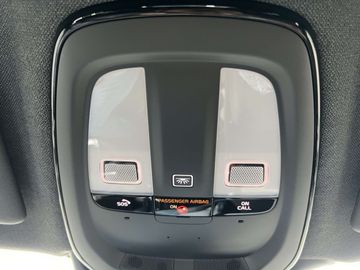 Car image 37