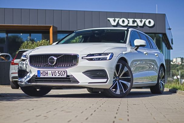 Volvo V60 B3 Core 120 kW image number 1