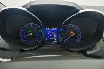 Car image 37