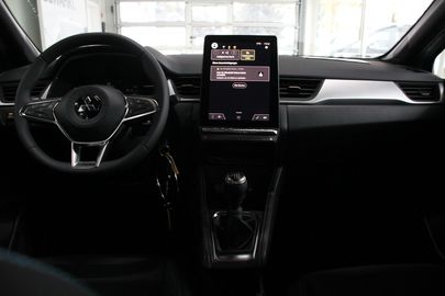 Car image 24