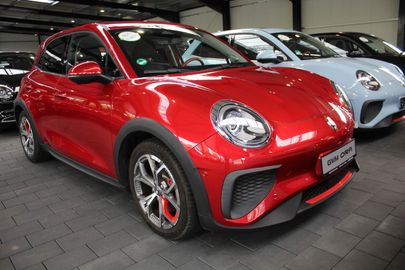 Car image 2
