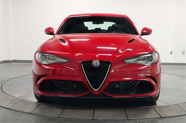 Alfa Romeo Giulia 2.9 V6 Quadrifoglio 375 kW image number 2