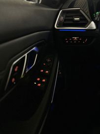 Car image 41