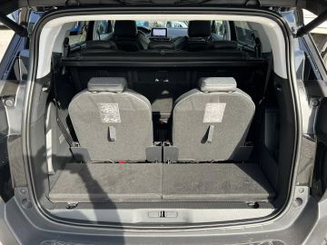 Car image 36