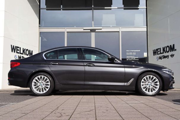 BMW 530i Luxury Line 185 kW image number 10