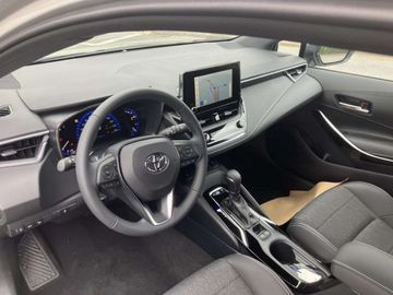 Car image 11