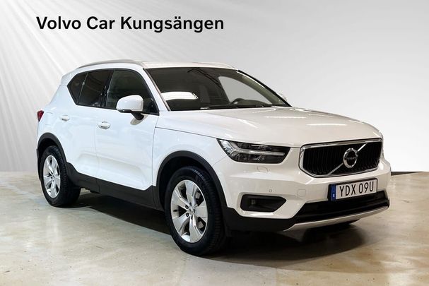 Volvo XC40 D3 Momentum Pro 111 kW image number 7