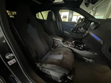 Car image 41