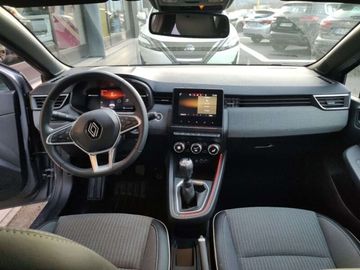 Car image 11