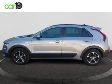 Car image 21