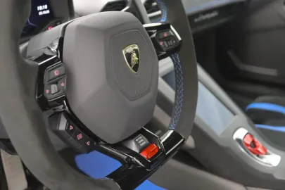 Car image 38
