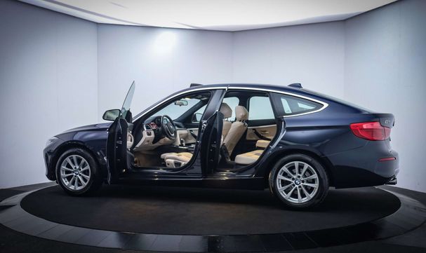 BMW 320i Gran Turismo 135 kW image number 9