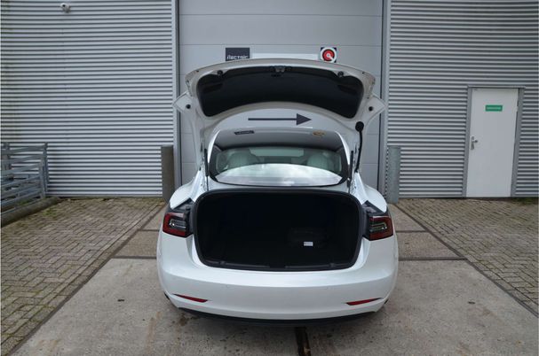 Tesla Model 3 Performance AWD 340 kW image number 52