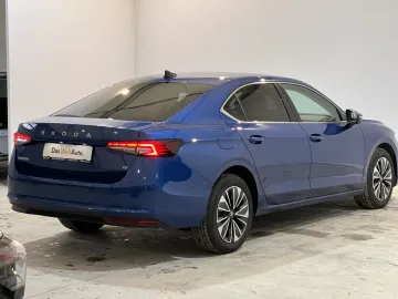 Car image 40