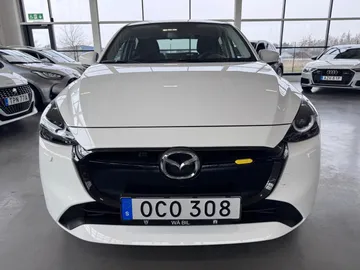 Car image 2