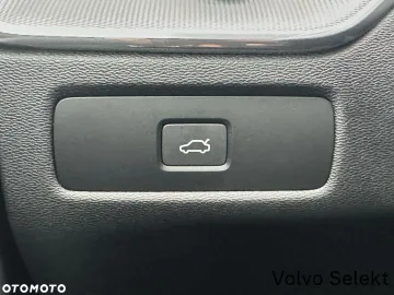 Car image 38