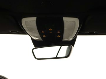 Car image 32