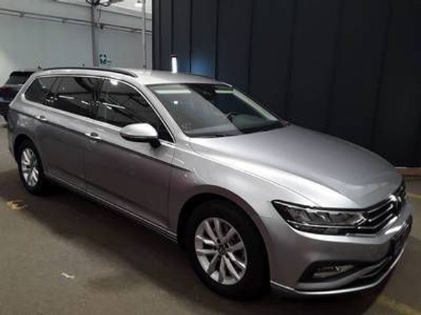 Volkswagen Passat Variant 1.5 TSI Business DSG 110 kW image number 2