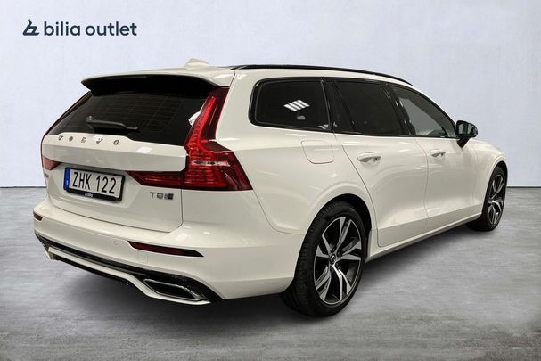 Volvo V60 T8 R Design AWD Recharge 288 kW image number 6