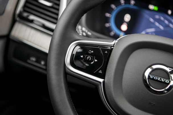 Volvo XC90 T8 Recharge AWD 335 kW image number 33