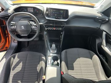 Car image 11