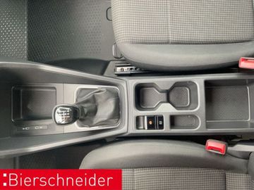 Car image 29