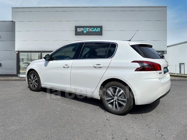 Peugeot 308 1.2 PureTech 110 Allure 81 kW image number 23